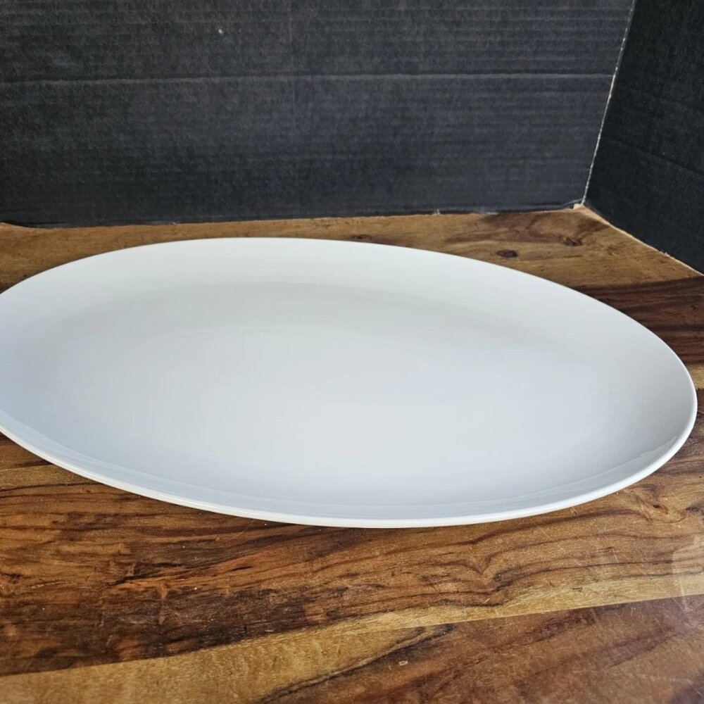 over and back Coupe Hand-Finished Stoneware Large 16" x 11" Oval Serving Platter